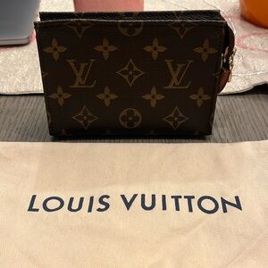 LOUIS VUITTON toiletry pouch 15 MIF